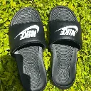 CHANCLAS NIKE UNISEX TALLA 5 COLOR NEGRO NUEVAS